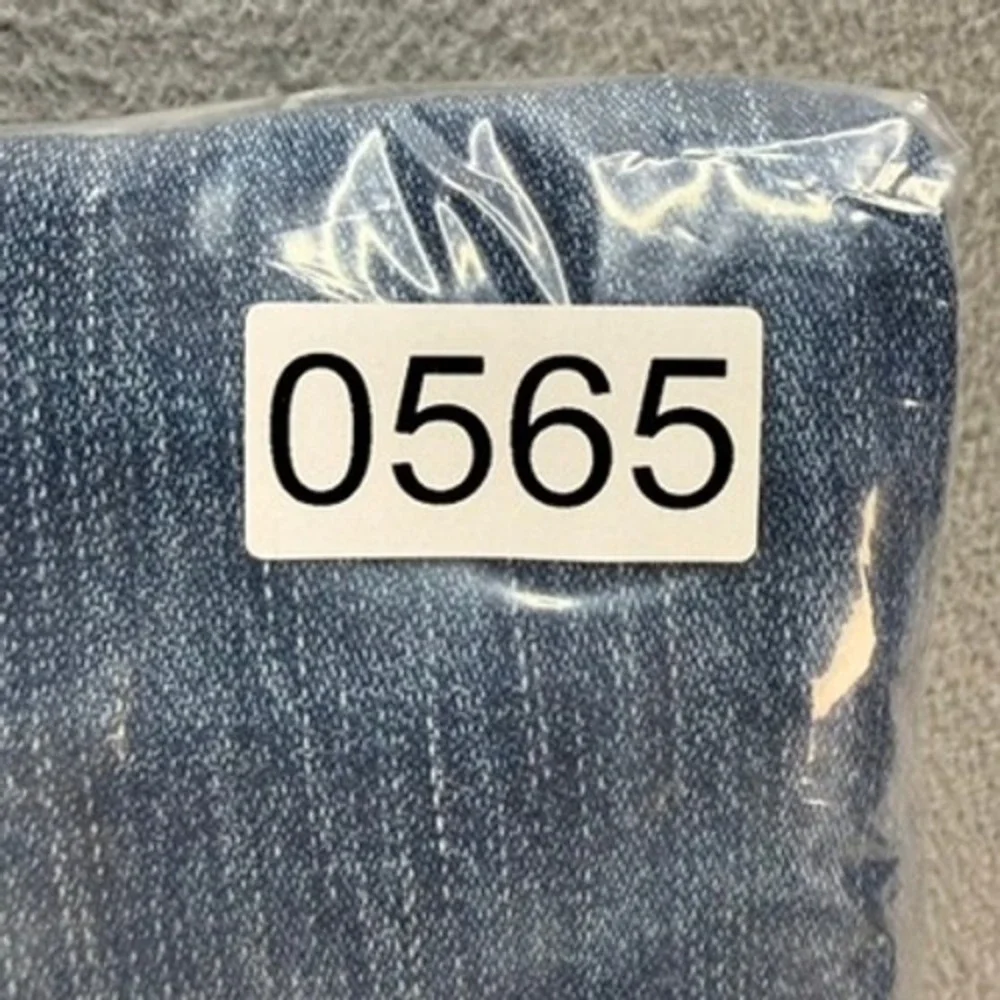 True Religion Jeans Mens 36 Blue Ricky Relaxed Straight Distressed Denim USA